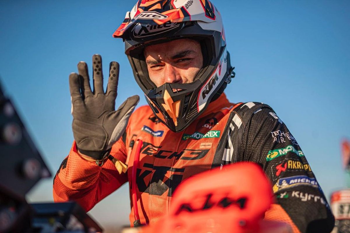 On Stage 4 of the Dakar, Danilo Petrucci jumps to third place