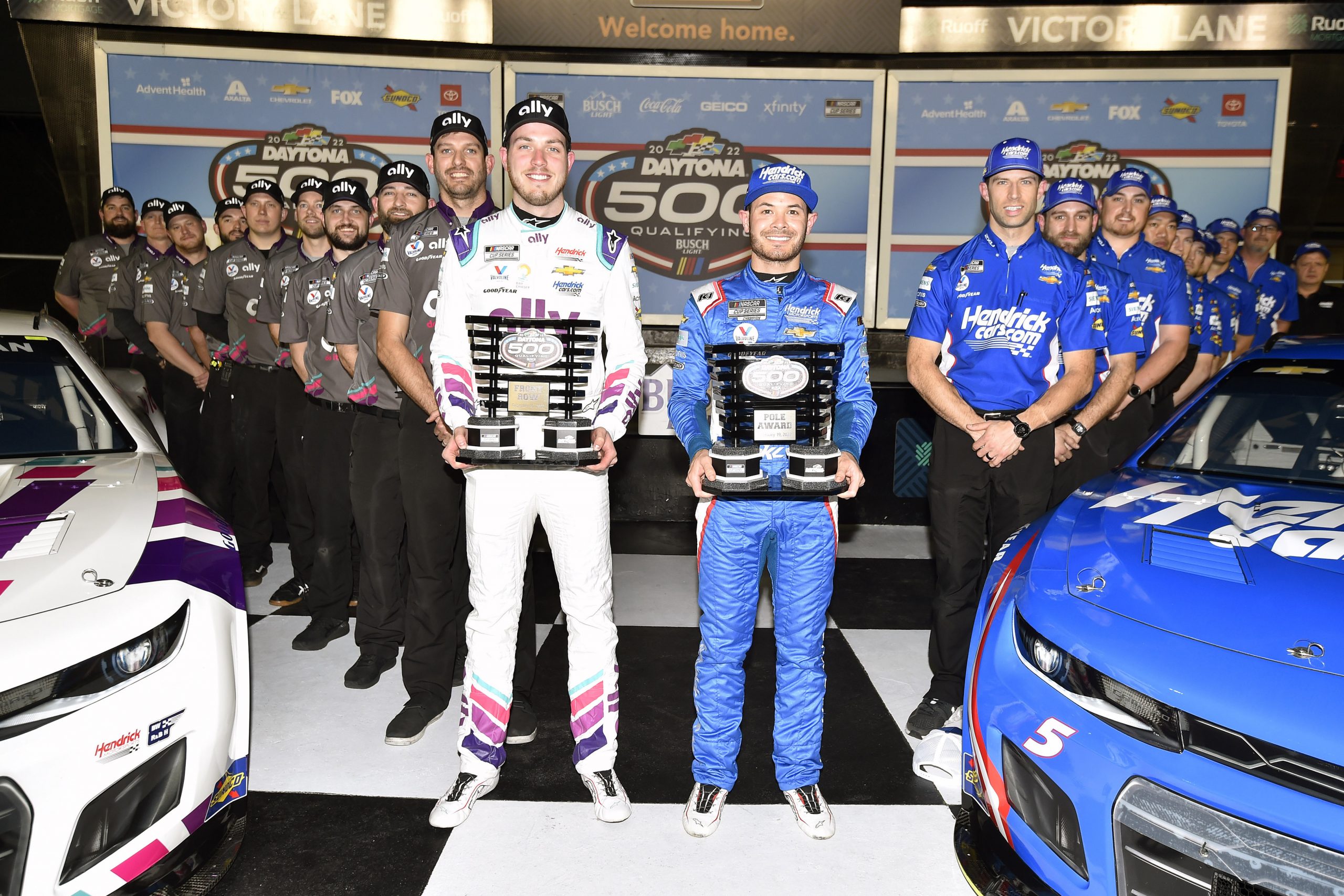 Kyle Larson takes the pole for the Daytona 500 while Alex Bowman finishes second