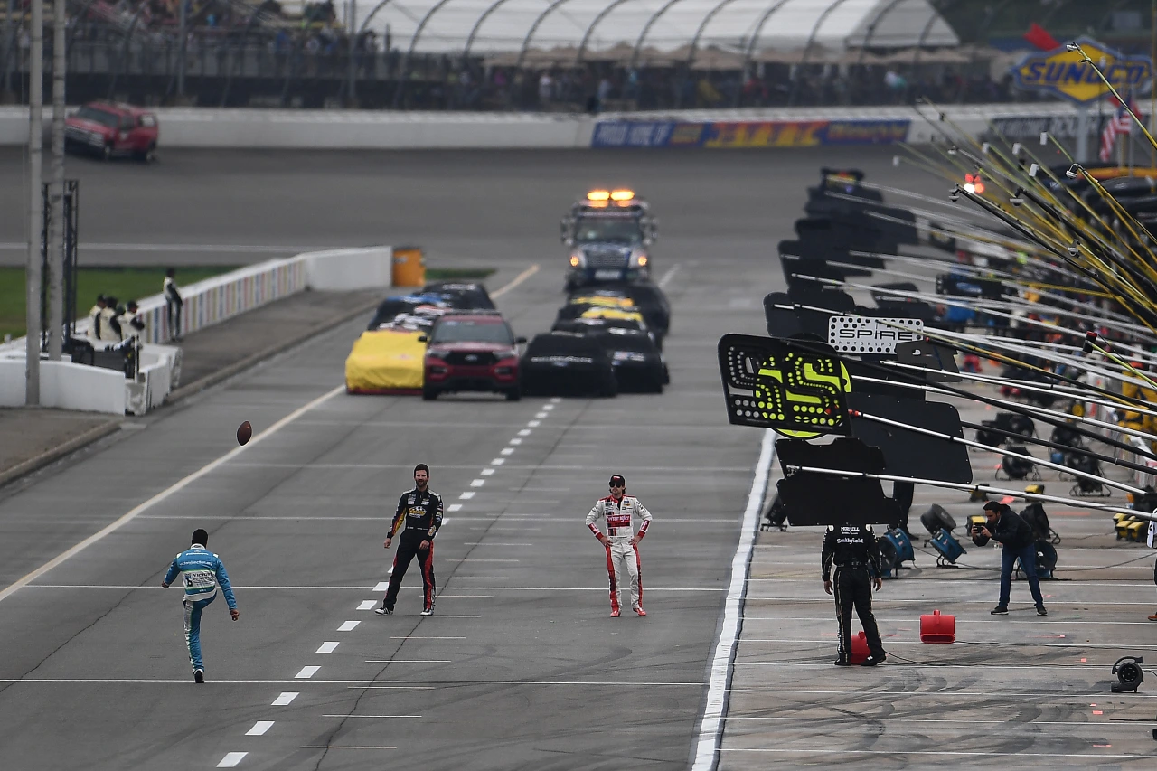 Sunday’s Michigan NASCAR Cup race’s start has been postponed