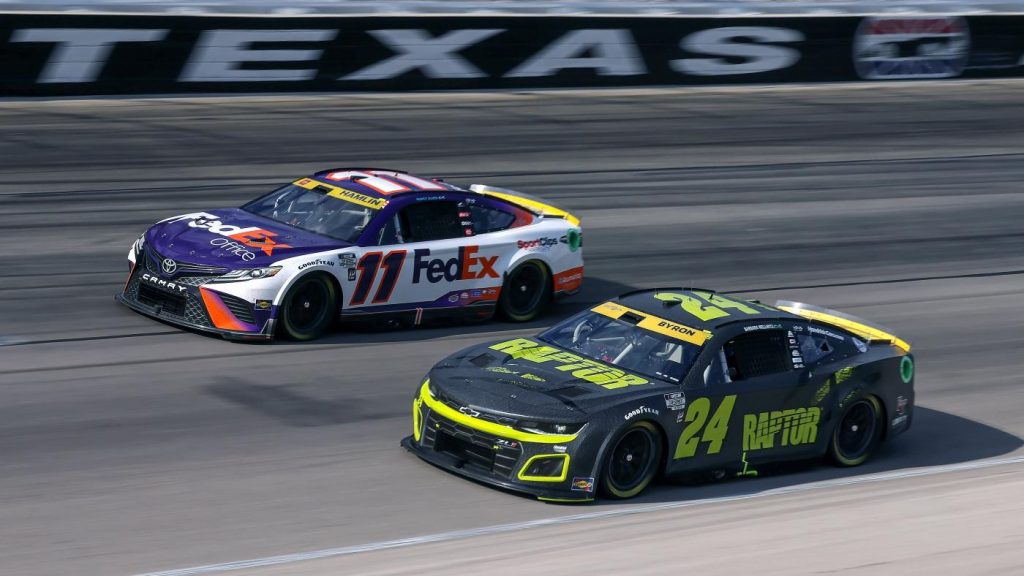 NASCAR Texas Motor Speedway Byron and Hamlin