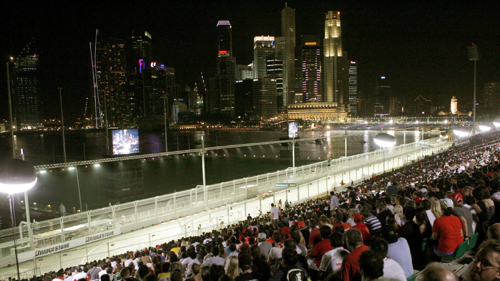 Is rain forecast for the Singapore Grand Prix at Marina Bay?