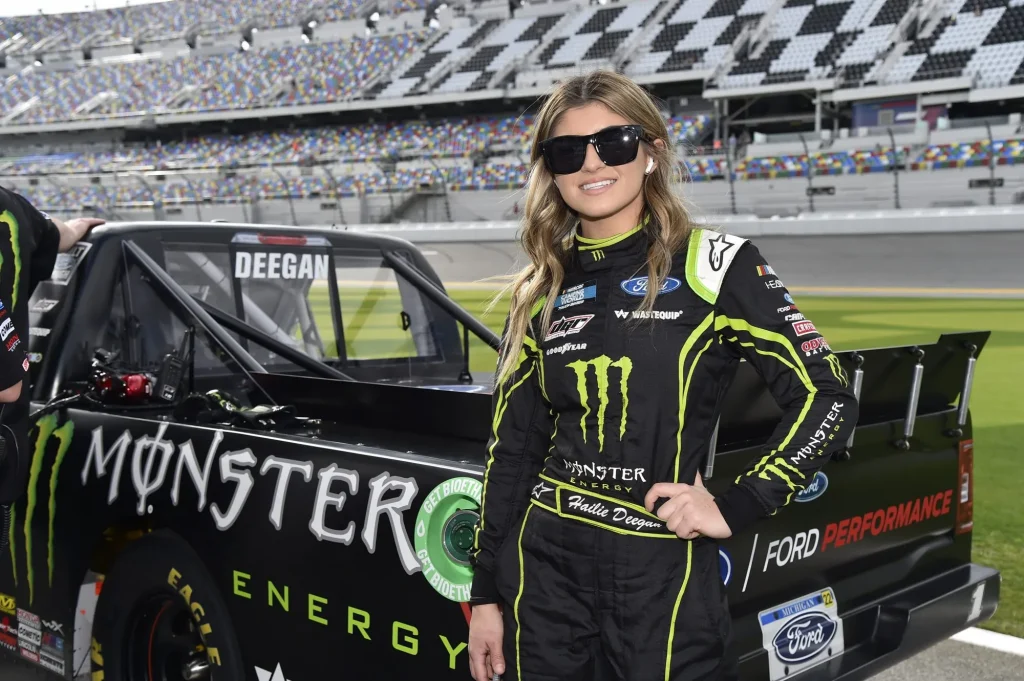 Hailie Deegan NASCAR Xfinity race